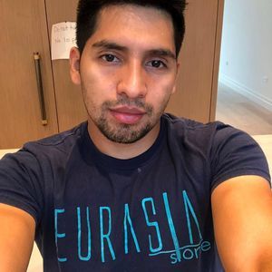 Meet your Posher, Adan benitez